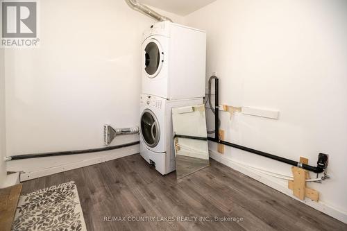 40 Greenwood Crescent, Kawartha Lakes, ON - Indoor Photo Showing Laundry Room