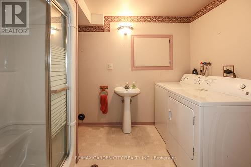 44 - 55 Kerman Avenue, Grimsby, ON - Indoor Photo Showing Laundry Room