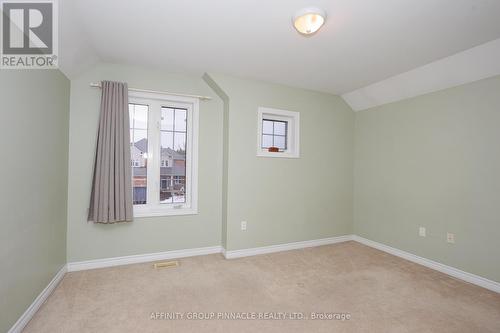 54 Ellis Crescent, Kawartha Lakes (Lindsay), ON - Indoor Photo Showing Other Room