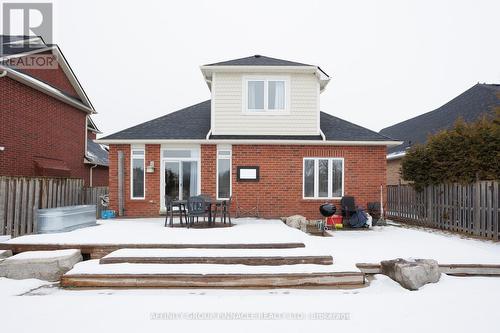 54 Ellis Crescent, Kawartha Lakes (Lindsay), ON - Outdoor With Exterior