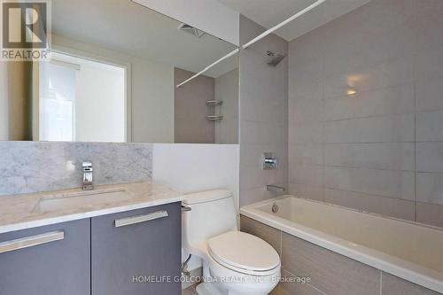 2702 - 28 Wellesley Street E, Toronto, ON - Indoor Photo Showing Bathroom