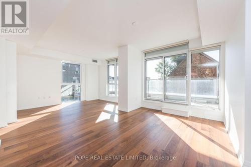 208 - 835 St Clair Avenue W, Toronto, ON - Indoor Photo Showing Other Room