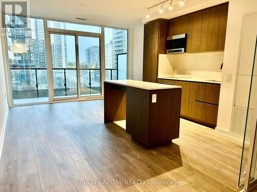 506 - 117 Broadway Avenue, Toronto, ON - Indoor