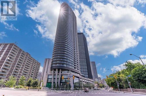 327 - 585 Bloor Street E, Toronto, ON - Outdoor With Facade