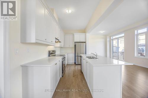 1802 Floribunda Gardens, Pickering, ON - Indoor Photo Showing Kitchen With Double Sink