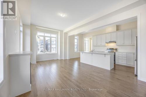 1802 Floribunda Gardens, Pickering, ON - Indoor Photo Showing Kitchen