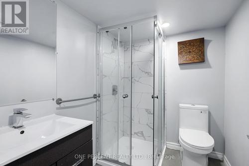 906 Cahill Drive W, Ottawa, ON - Indoor Photo Showing Bathroom