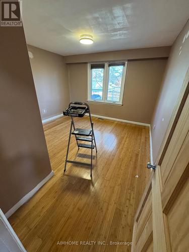 (Main) - 5 Cloebury Court, Toronto, ON - Indoor Photo Showing Other Room