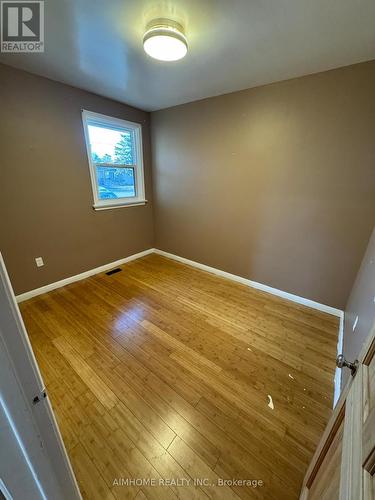 (Main) - 5 Cloebury Court, Toronto, ON - Indoor Photo Showing Other Room