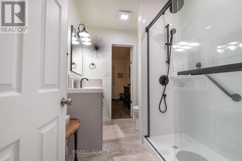 458 5Th Avenue E, Owen Sound, ON - Indoor Photo Showing Bathroom