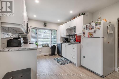 458 5Th Avenue E, Owen Sound, ON - Indoor Photo Showing Kitchen