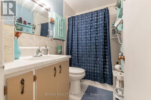 458 5Th Avenue E, Owen Sound, ON - Indoor Photo Showing Bathroom