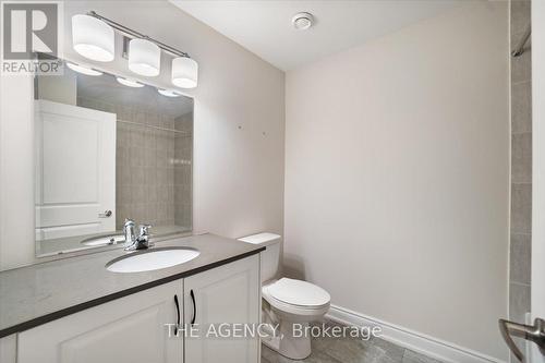 136 - 80 Marsh Avenue, Peterborough, ON - Indoor Photo Showing Bathroom