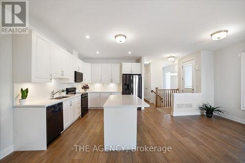 136 - 80 Marsh Avenue, Peterborough, ON - Indoor Photo Showing Kitchen With Upgraded Kitchen