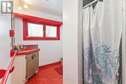 239 Woodworth Crescent, St. Thomas, ON - Indoor Photo Showing Bathroom