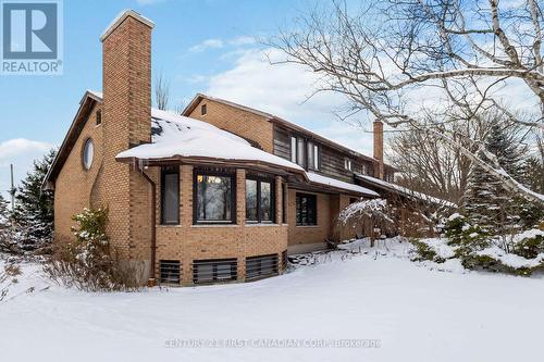 239 Woodworth Crescent, St. Thomas, ON - Outdoor