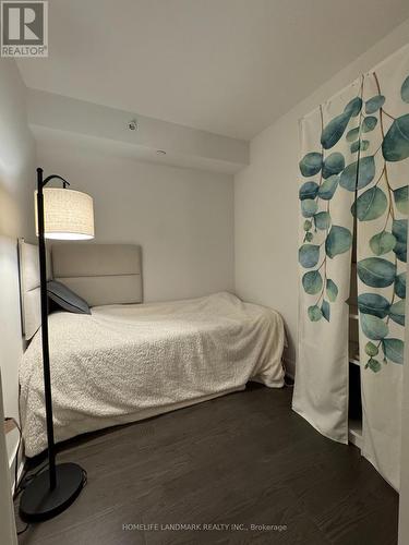 714 - 955 Bay Street, Toronto, ON - Indoor Photo Showing Bedroom