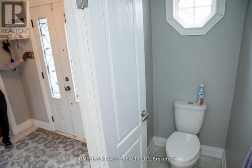 52 Creditstone Road, Brampton, ON - Indoor Photo Showing Bathroom