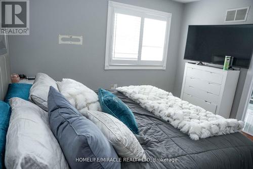 52 Creditstone Road, Brampton, ON - Indoor Photo Showing Bedroom