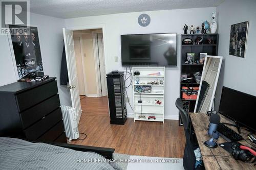 52 Creditstone Road, Brampton, ON - Indoor Photo Showing Bedroom