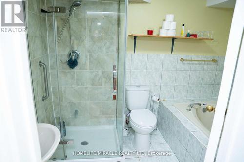 52 Creditstone Road, Brampton, ON - Indoor Photo Showing Bathroom