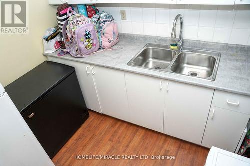 52 Creditstone Road, Brampton, ON - Indoor Photo Showing Kitchen With Double Sink