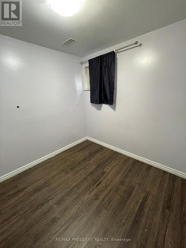 26 Jellicoe Crescent E, Brampton, ON - Indoor Photo Showing Other Room