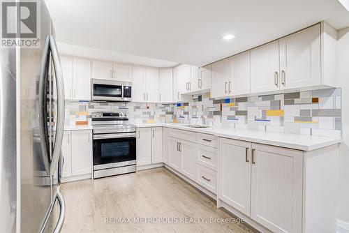 Bsmt - 33 Tweedie Crescent, Whitby, ON - Indoor Photo Showing Kitchen