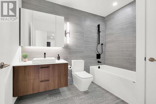 10 James Street W, Ottawa, ON - Indoor Photo Showing Bathroom