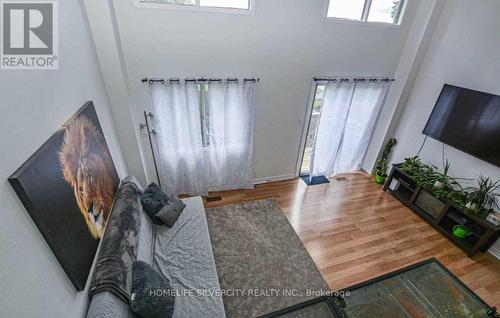 19 - 19 Dawson Crescent, Brampton, ON - Indoor Photo Showing Other Room