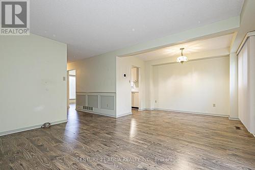 11 Hunter'S Point Drive, Richmond Hill, ON - Indoor Photo Showing Other Room