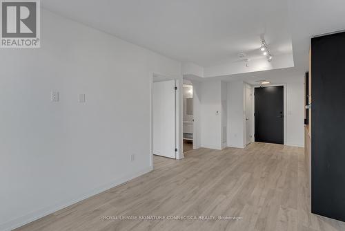 504 - 2 Augusta Avenue, Toronto, ON - Indoor Photo Showing Other Room