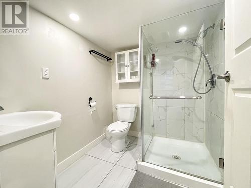 3941 W 33 Avenue, Vancouver, BC - Indoor Photo Showing Bathroom