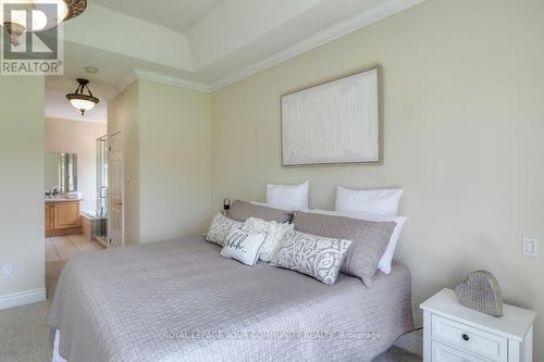 19 Boros Link, Whitchurch-Stouffville, ON - Indoor Photo Showing Bedroom