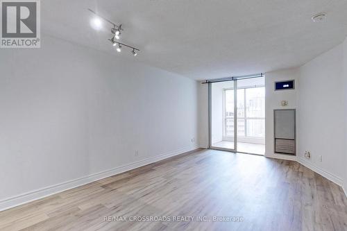 1412 - 24 Wellesley Street W, Toronto, ON - Indoor Photo Showing Other Room