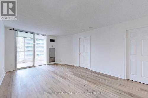 1412 - 24 Wellesley Street W, Toronto, ON - Indoor Photo Showing Other Room