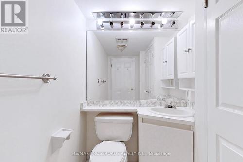 1412 - 24 Wellesley Street W, Toronto, ON - Indoor Photo Showing Bathroom