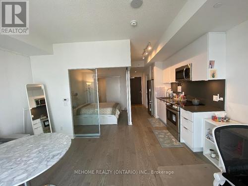 3313 - 25 Richmond Street, Toronto, ON - Indoor Photo Showing Kitchen