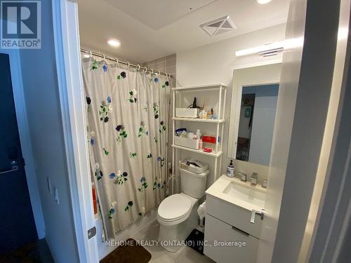 3313 - 25 Richmond Street, Toronto, ON - Indoor Photo Showing Bathroom