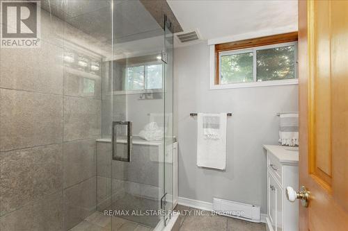 24185 Kennedy Road, Georgina, ON - Indoor Photo Showing Bathroom