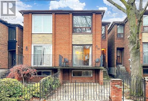 32 Markham Street, Toronto, ON - Outdoor