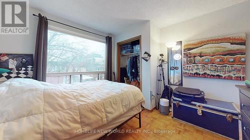 32 Markham Street, Toronto, ON - Indoor Photo Showing Bedroom