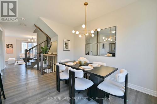 137 Stork Street, Oakville, ON - Indoor Photo Showing Dining Room