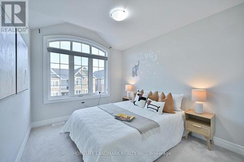 137 Stork Street, Oakville, ON - Indoor Photo Showing Bedroom