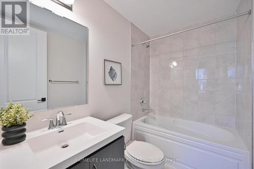 137 Stork Street, Oakville, ON - Indoor Photo Showing Bathroom