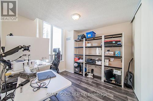 Ph210 - 256 Doris Avenue, Toronto, ON - Indoor