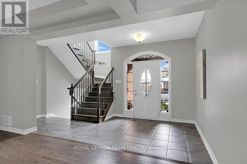 371 Meadowbreeze Drive, Ottawa, ON - Indoor Photo Showing Other Room