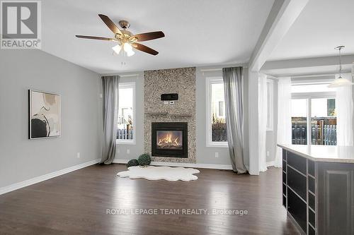 371 Meadowbreeze Drive, Ottawa, ON - Indoor Photo Showing Living Room With Fireplace