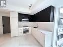 816 - 308 Jarvis Street, Toronto, ON  - Indoor Photo Showing Kitchen 