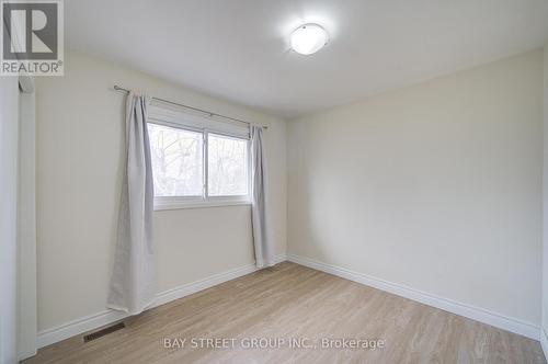 5 Clearview Heights, St. Catharines, ON - Indoor Photo Showing Other Room